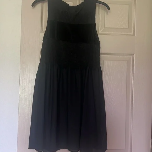 GB girls size XL from Dillards - Picture 3 of 4